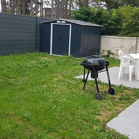 La Patalisse, Maison Type 3 Et Jardin Жуе-ле-Тур Екстериор снимка